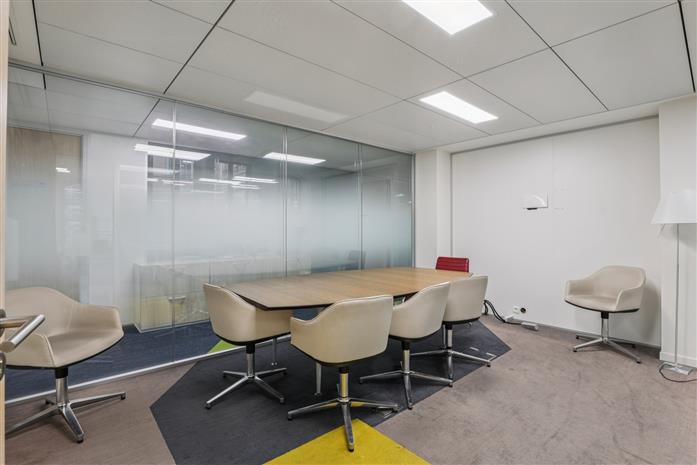 Bureau Location 75008 PARIS 20 RUE DE LA BAUME