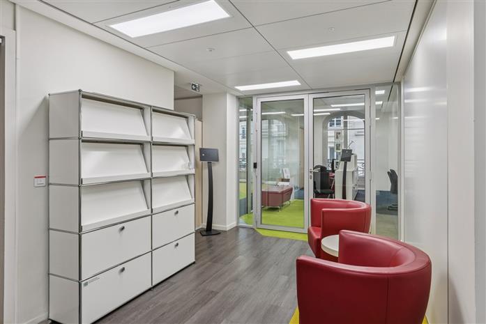 Bureau Location 75008 PARIS 20 RUE DE LA BAUME