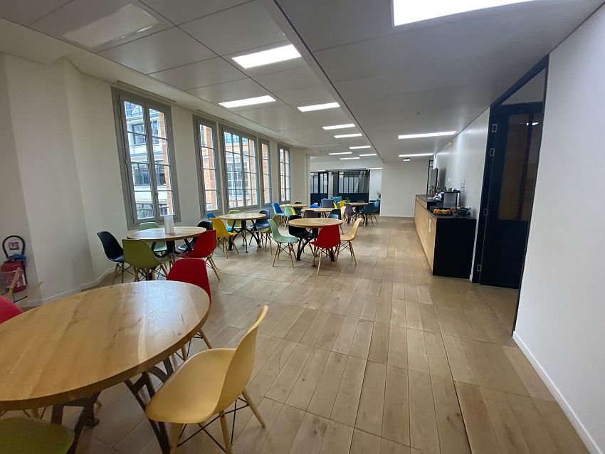 Bureau Location 75008 PARIS 20 RUE DE LA BAUME