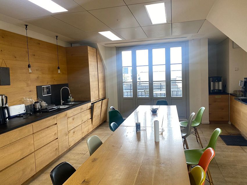 Bureau Location 75008 PARIS 20 RUE DE LA BAUME