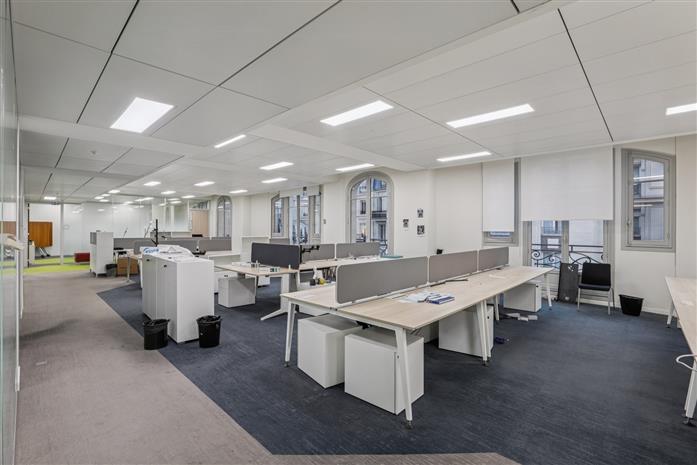 Bureau Location 75008 PARIS 20 RUE DE LA BAUME