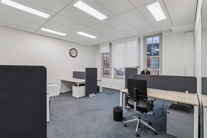 Bureau Location 75008 PARIS 20 RUE DE LA BAUME