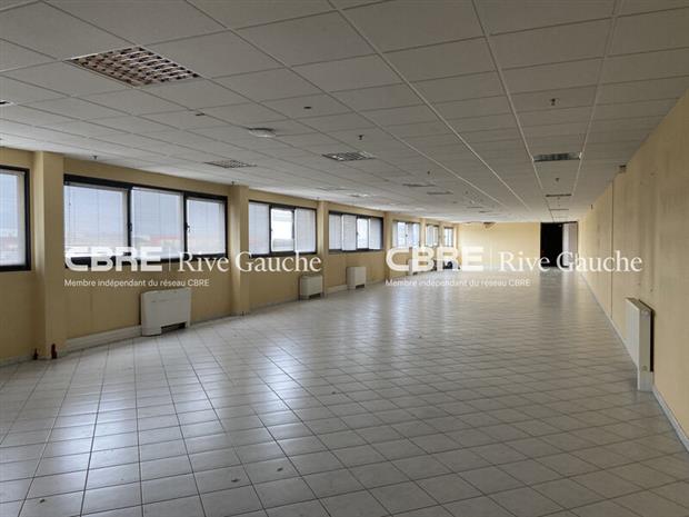 Entrepôt / Local d'activités Location 67100 STRASBOURG