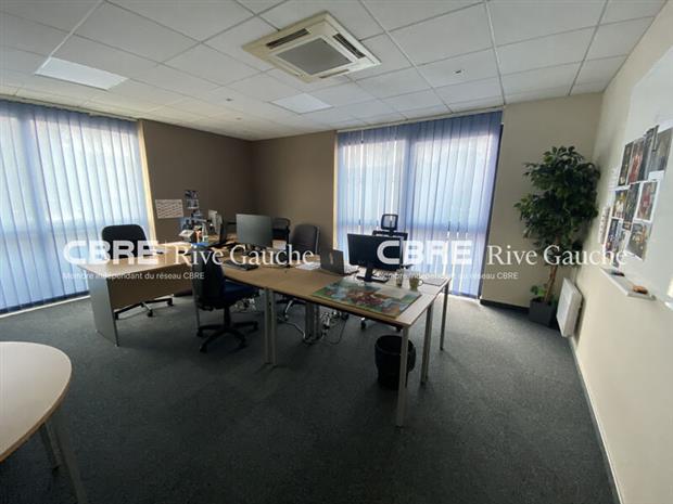 Local d'activités Location 67540 OSTWALD 5 RUE PIERRE ET MARIE CURIE