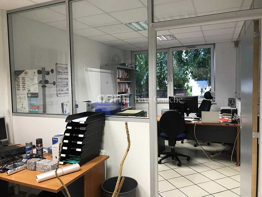 Local d'activités Location 67100 STRASBOURG 76 RUE DE LA PLAINE DES BOUCHERS