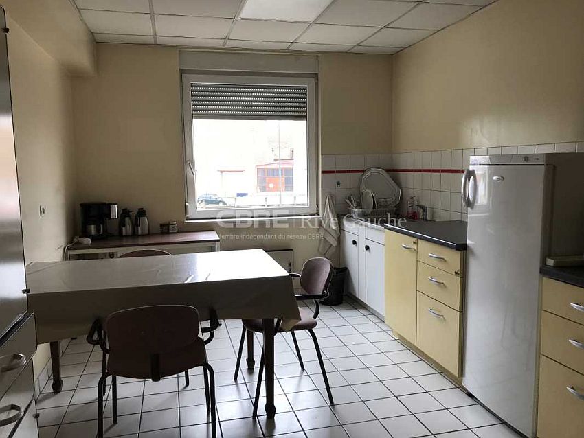 Local d'activités Location 67100 STRASBOURG 76 RUE DE LA PLAINE DES BOUCHERS