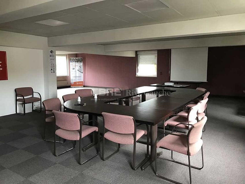 Local d'activités Location 67100 STRASBOURG 76 RUE DE LA PLAINE DES BOUCHERS