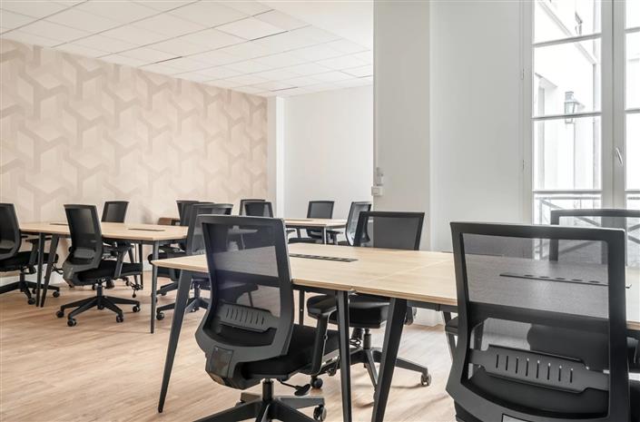 Bureau Location 75009 PARIS 39 RUE GODOT DE MAUROY