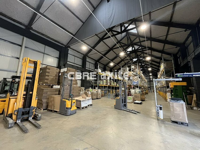 Local d'activités Location 38570 LE CHEYLAS