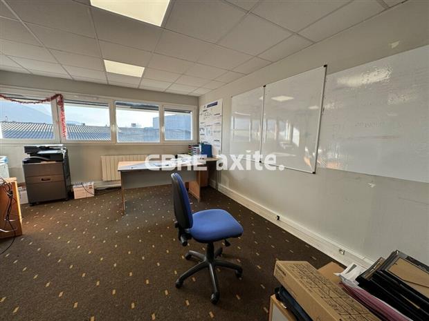 Bureau Location 73490 LA RAVOIRE