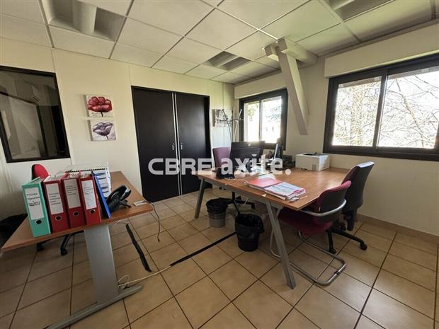 Bureau Location 73000 CHAMBERY