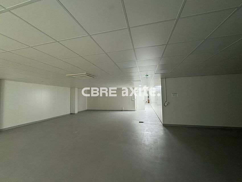 Commerce Location 73000 CHAMBERY