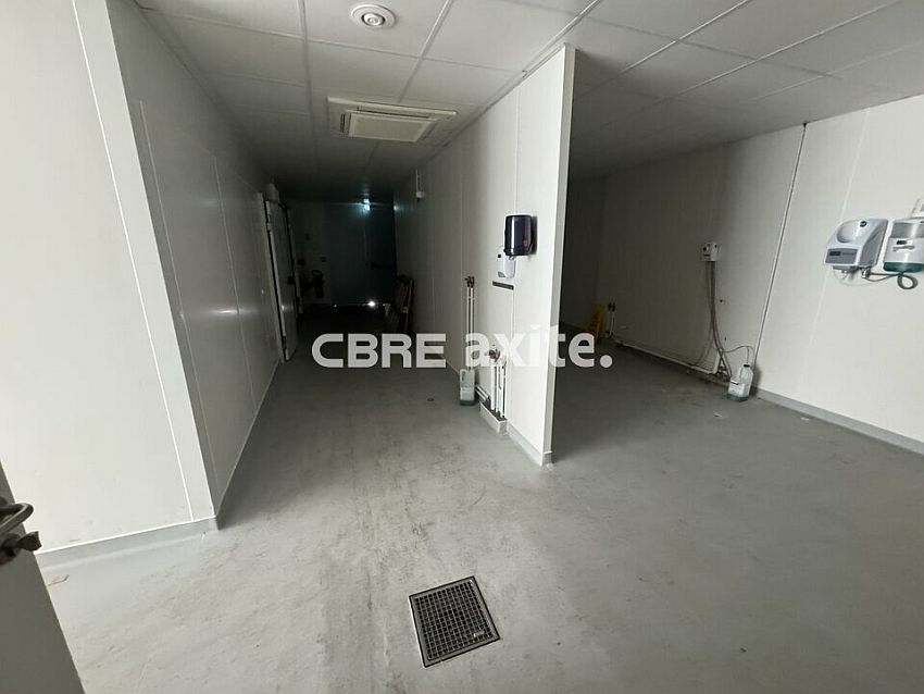 Commerce Location 73000 CHAMBERY