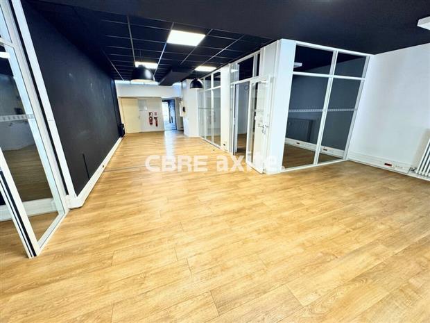 Commerce Location 73000 CHAMBERY