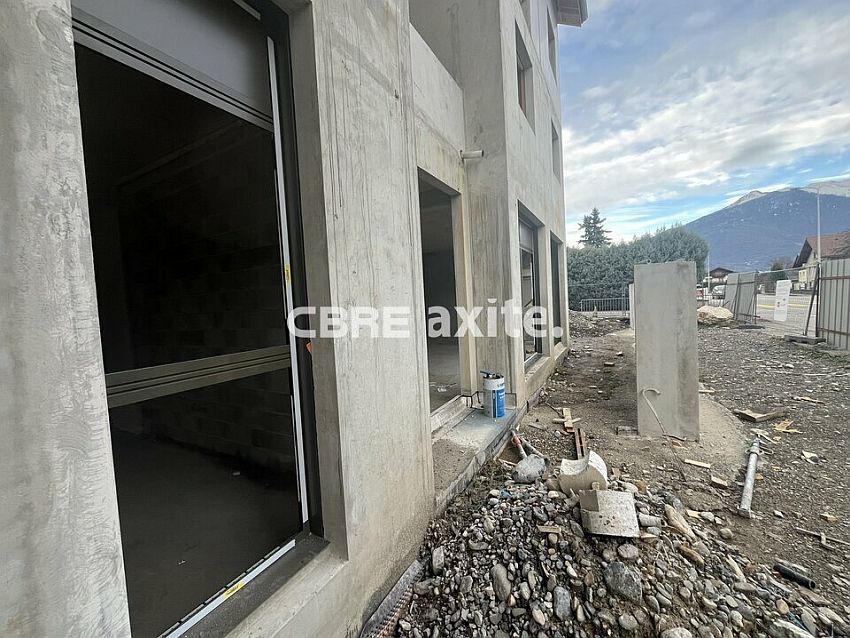 Commerce Location 73200 GILLY SUR ISERE