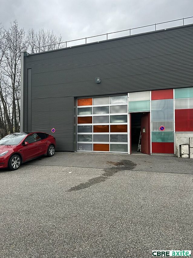 Local d'activités Location 73420 MERY