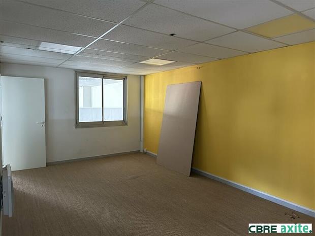 Bureau Location 73230 SAINT ALBAN LEYSSE