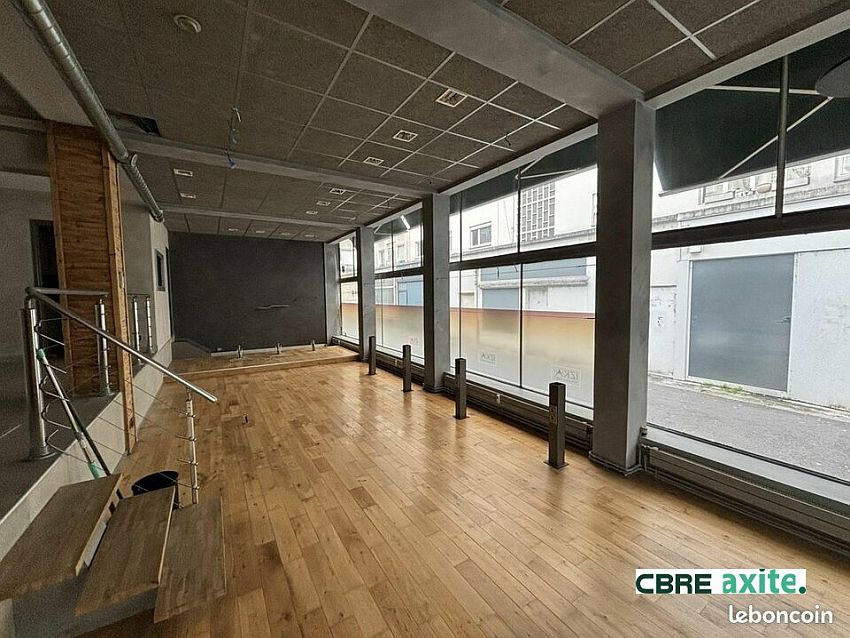 Commerce Location 73000 CHAMBERY
