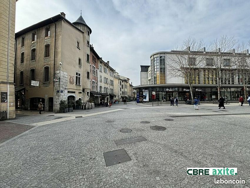 Commerce Location 73000 CHAMBERY