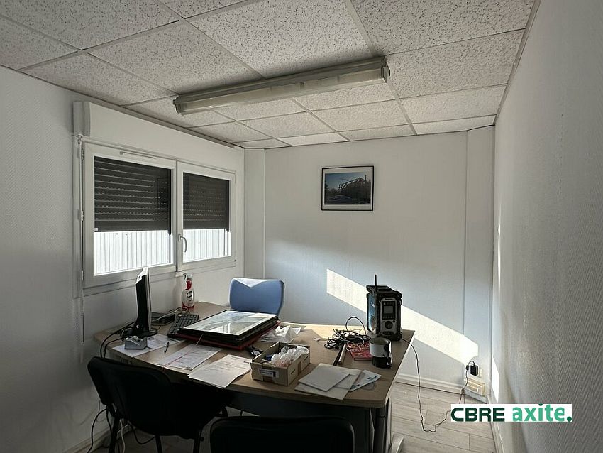 Local d'activités Location 73800 LAISSAUD