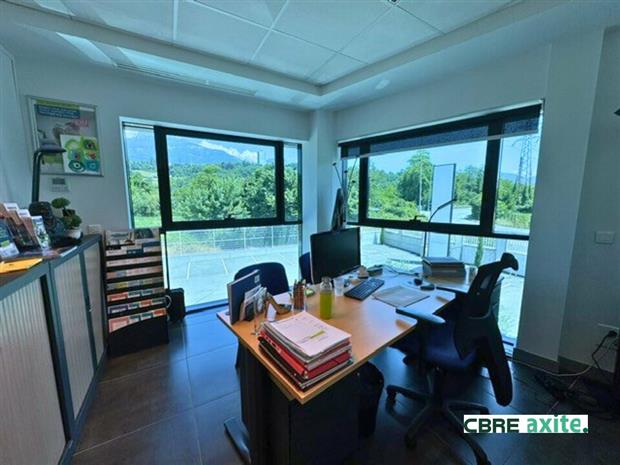 Bureau Location 73000 CHAMBERY