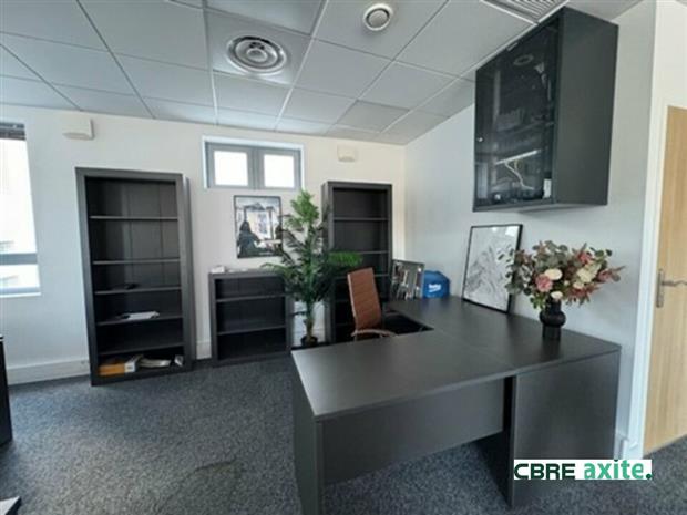 Bureau Location 73000 CHAMBERY