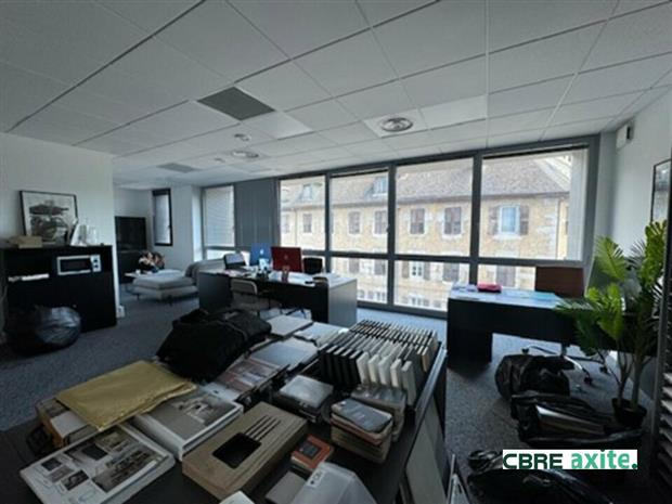 Bureau Location 73000 CHAMBERY