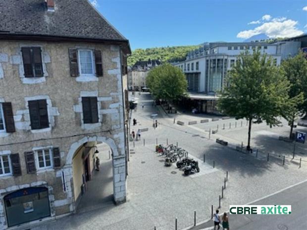 Bureau Location 73000 CHAMBERY