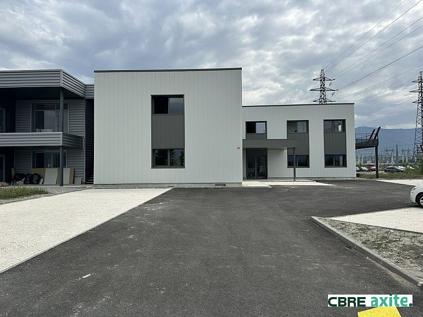 Bureau Location 73800 SAINTE HELENE DU LAC