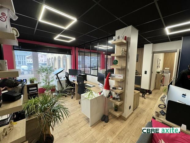 Commerce Vente 73000 BARBERAZ