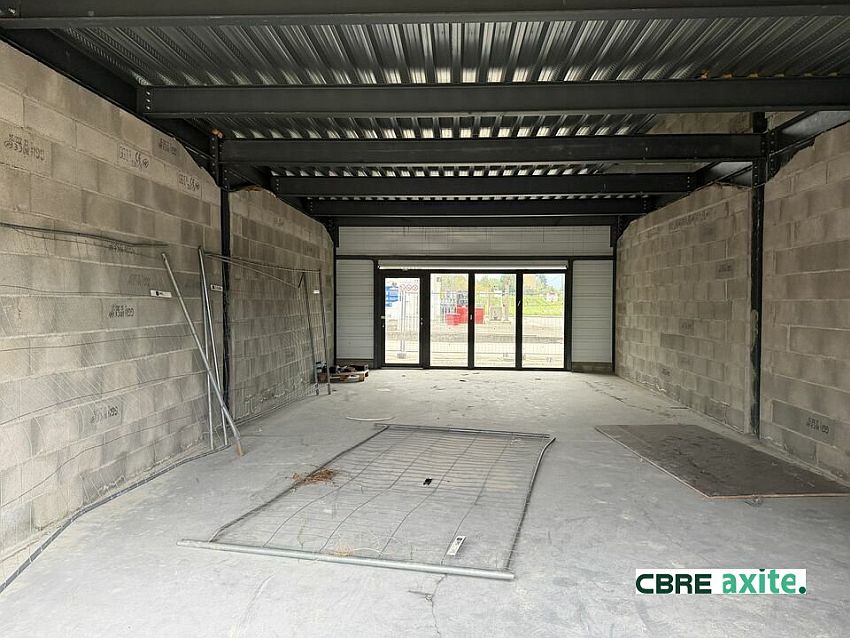 Commerce Vente 73800 LAISSAUD