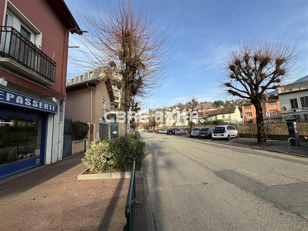 Commerce Location 73100 AIX-LES-BAINS