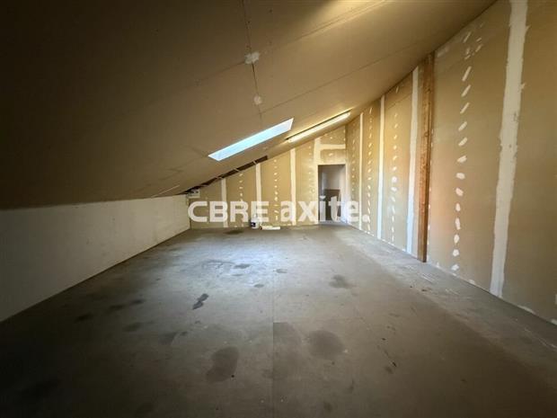 Commerce Location 73100 AIX-LES-BAINS