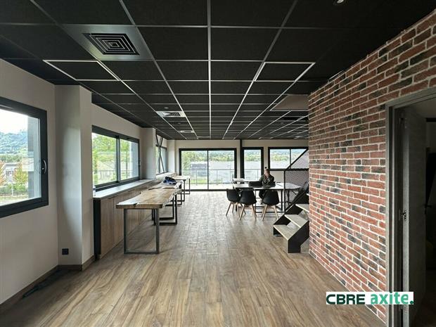 Bureau Location 73420 VOGLANS