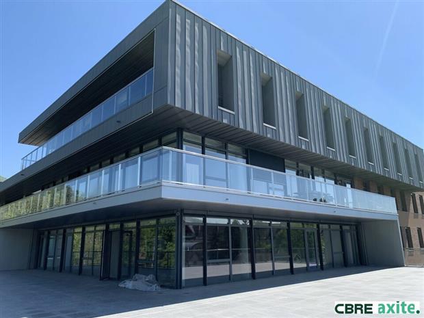 Bureau Location 73000 BASSENS