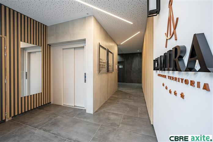 Bureau Location 73000 BASSENS