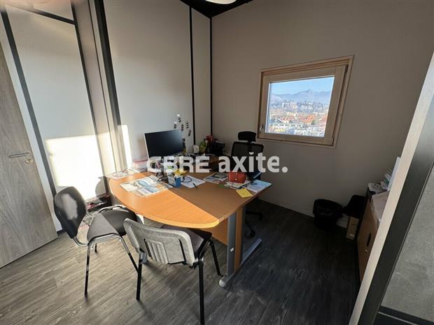 Bureau Location 73000 CHAMBERY