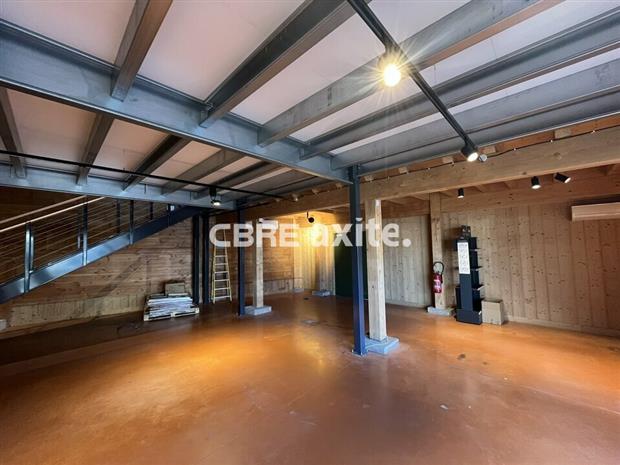 Commerce Location 73200 GILLY-SUR-ISÈRE