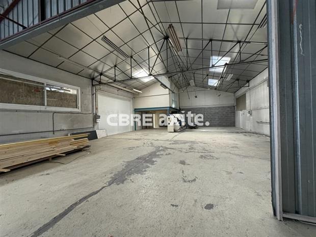 Local d'activités Location 73100 MOUXY