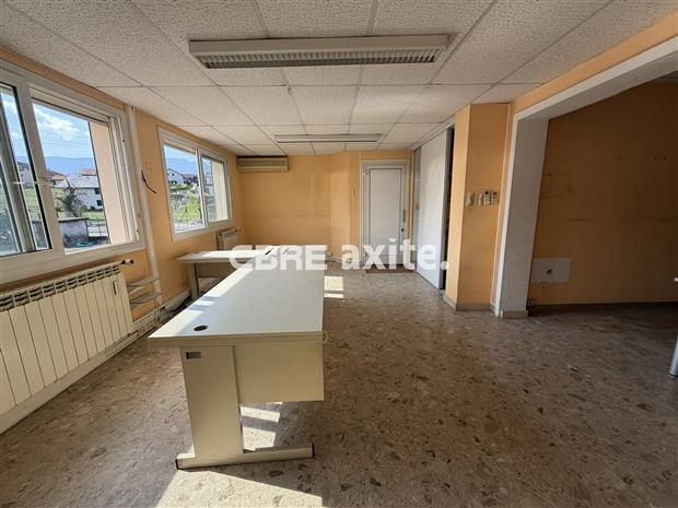 Local d'activités Location 73100 MOUXY