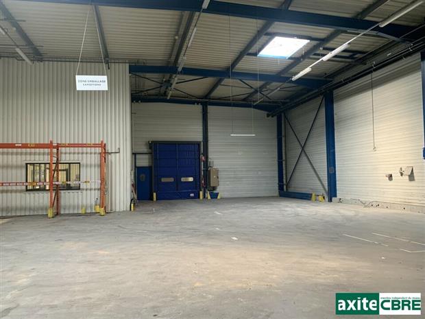 Local d'activités Location 73420 MERY