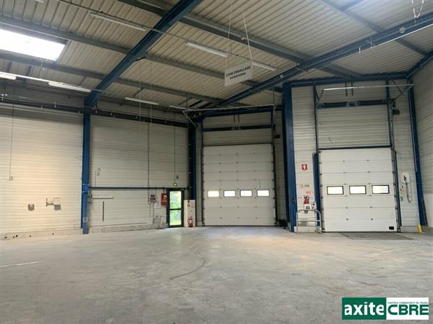 Local d'activités Location 73420 MERY