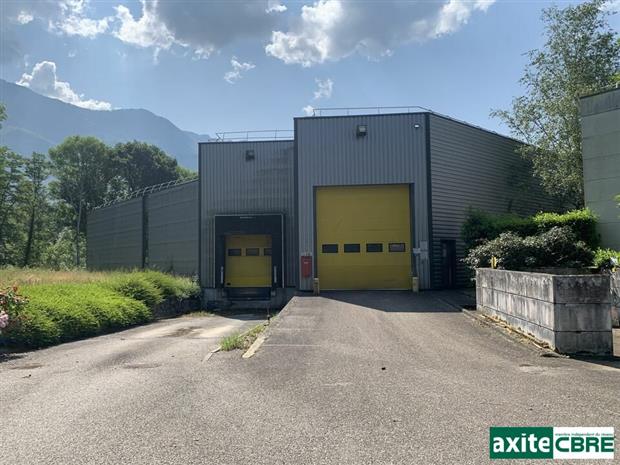 Local d'activités Location 73420 MERY