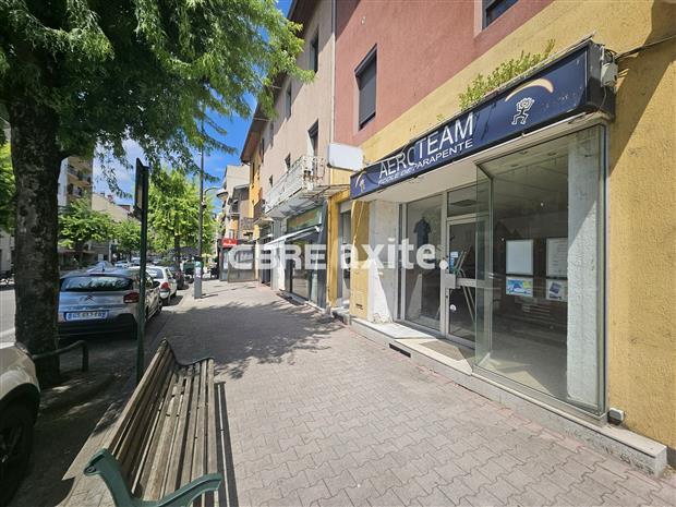 Commerce Location 73100 AIX-LES-BAINS