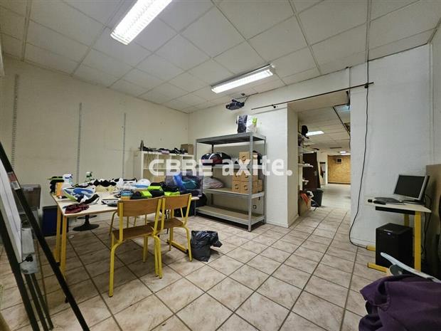 Commerce Location 73100 AIX-LES-BAINS