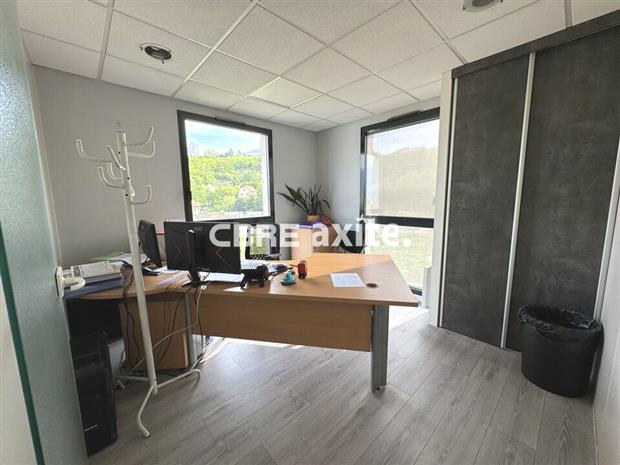 Bureau Location 73000 CHAMBERY