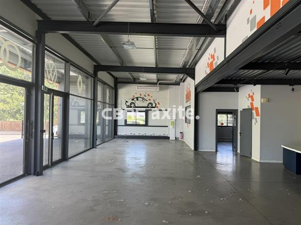 Commerce Location 73800 PORTE-DE-SAVOIE