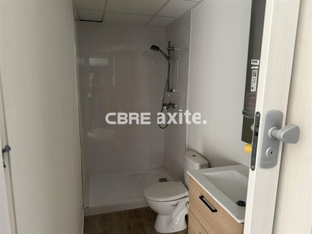 Commerce Location 73490 LA RAVOIRE