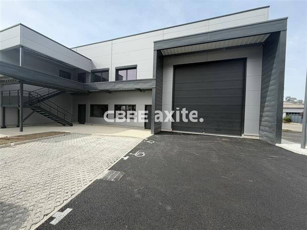 Local d'activités Location 73230 SAINT-ALBAN-LEYSSE