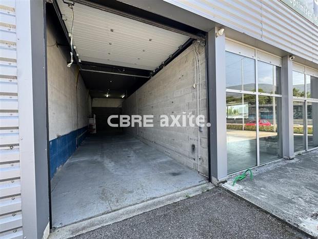 Commerce Location 73000 CHAMBERY